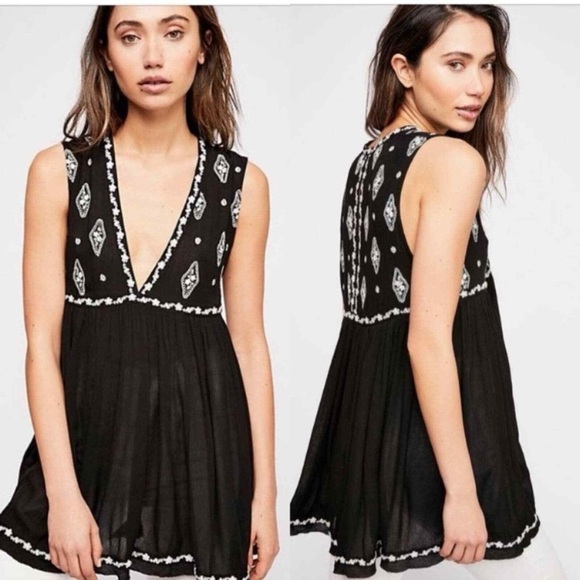 Free People Diamond Embroidered Tunic Plunge V Neck Sleeveless Black Combo Sz S - Picture 1 of 15